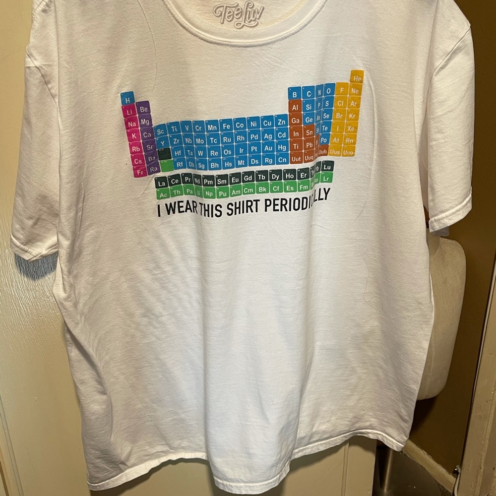 TeeLuv white t-shirt size 2xl Periodic Table